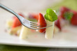 Spargel mit Erdbeeren
