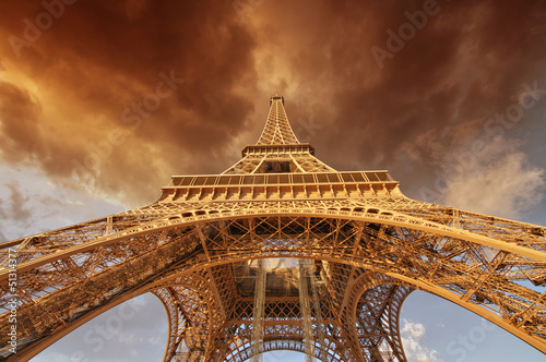 Photo: Beautiful view of Eiffel Tower in Paris Beautiful view of Eiffel Tower in Paris