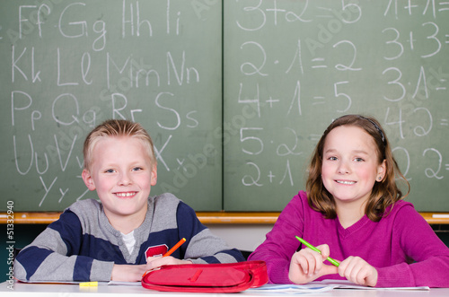 Photo: lächelnde schüler lächelnde schüler