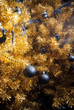 Foto: Christmas tree, gold and silver Christmas tree, gold and silver