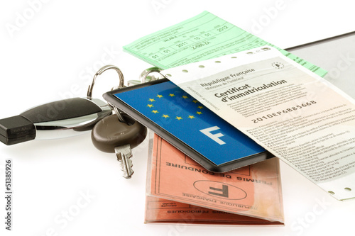 Photo: papiers et clés de voiture papiers et clés de voiture