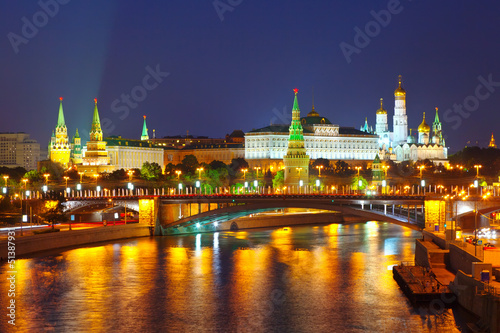 Fototapeta Moscow Kremlin and Moskva River in night. Russia