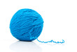 Foto: Blue ball of yarn on white Blue ball of yarn on white