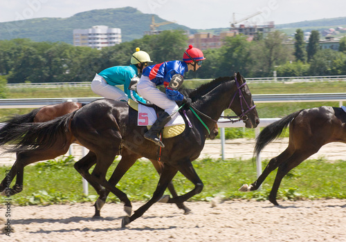 Photo: Horse racing. Horse racing.