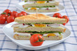 Sandwich mit Ei und Tomaten