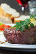Gegrilltes Steak mit Oregano