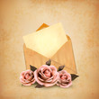 Vetor: Three roses in front of an old envelope with a letter. Love lett Three roses in front of an old envelope with a letter. Love lett