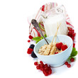 Foto: healthy breakfast with bowl of oat flakes healthy breakfast with bowl of oat flakes