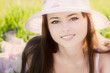 Foto: beautiful girl outdoor beautiful girl outdoor