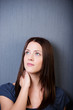 Foto: portrait einer jungen frau portrait einer jungen frau