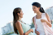 Foto: Happy friends talking Happy friends talking