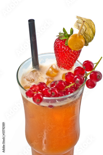 Photo: Orangen Cocktail mit Beeren Orangen Cocktail mit Beeren