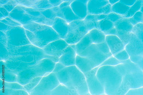 Photo: réverbération surface piscine réverbération surface piscine