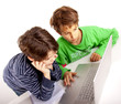 Kinder suchen im Internet...