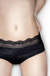 ventre plat et bassin de femme sexy en culotte