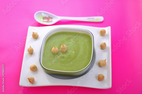 Photo: Delicious cream soup : green peas, potatoes, leeks Delicious cream soup : green peas, potatoes, leeks