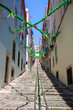 Foto: Typical narrow stepped street of Lisbon, Portugal Typical narrow stepped street of Lisbon, Portugal