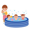 水遊びをする子ども
