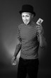 Foto: retro portrait of mime with playing Cards retro portrait of mime with playing Cards