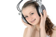 Photo: Teenager hört Musik über Kopfhörer Teenager hört Musik über Kopfhörer