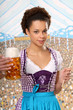 Frau im Dirndl