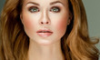 Foto: Luxury woman with perfect hair styling Luxury woman with perfect hair styling
