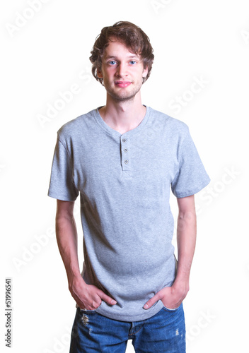 Photo: Sympathischer Student mit grauem Shirt Sympathischer Student mit grauem Shirt