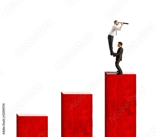 Photo: Team looks for new investment Team looks for new investment
