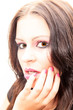 Foto: hübsche, junge Frau mit pink Nagellack und Lippenstift hübsche, junge Frau mit pink Nagellack und Lippenstift