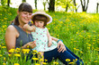 Photo: mamma e bambina al parco mamma e bambina al parco