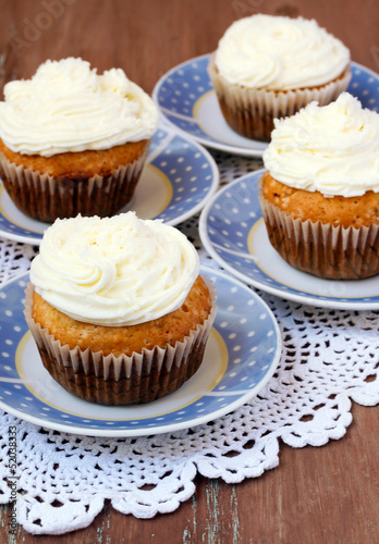 Photo: Coconut cupcakes Coconut cupcakes