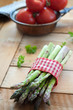 Foto: Spargelquiche auf Sommersalat Spargelquiche auf Sommersalat
