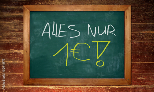 Illustration: Kreidetafel - Ein Euro Laden Kreidetafel - Ein Euro Laden