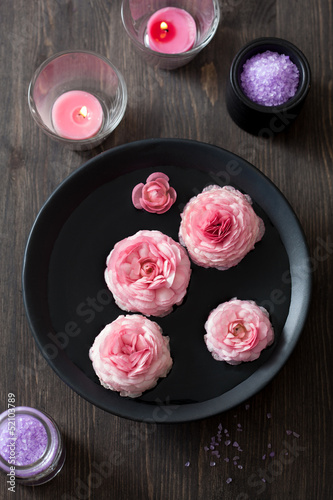 Photo: ranunculus flowers in bowl ranunculus flowers in bowl
