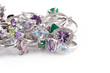 Foto: Silver jewelry on a white background Silver jewelry on a white background