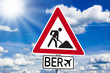 Photo: Schild mit Baustelle und BER Schild mit Baustelle und BER