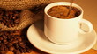 Vídeo: cup of coffee on a background . Spoon coffee mixes cup of coffee on a background . Spoon coffee mixes