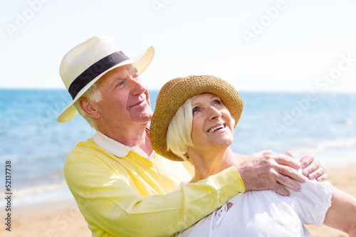 Photo: rentner am strand rentner am strand