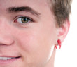Foto: Teenager mit Ohrring Teenager mit Ohrring