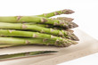 Asparagi su tagliere
