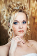 Foto: Portrait handsome woman Portrait handsome woman
