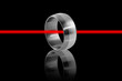Silber-Stahlring mit rotem Farbstrahl