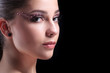 Foto: casual woman looking at camera casual woman looking at camera