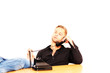 junger Mann am Telefon