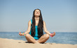 Foto: Beautiful girl at the beach Beautiful girl at the beach