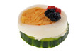 Rondelle de concombre, oeuf dur et oeufs de lump