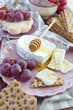 Crisp bread and cheese