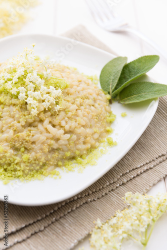 Photo: Risotto with elderflowers Risotto with elderflowers