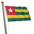 Die Flagge von Togo flattert am Fahnenmast