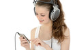 Photo: Schülerin mit MP3-Player Schülerin mit MP3-Player